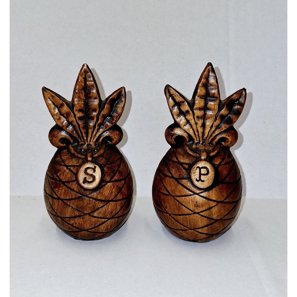 Treasure Craft Pottery USA Vintage Pineapple Salt & Pepper‎ Shakers Set Brown 4"
